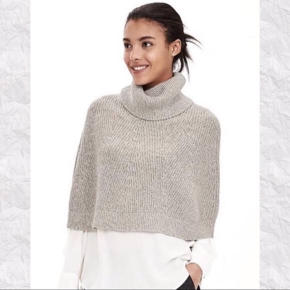 Banana Republic Sweaters - Banana Republic NEW Turtleneck Wool Blend Capelet